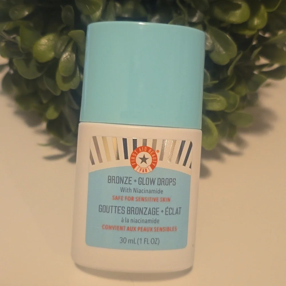 First Aid Beauty Bronze + Glow Drops with Niacinamide